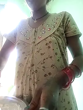 Hotty-Nidhi online show from 10-16-25, 06:14