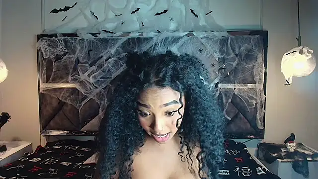 charlotte walker1 online show from 10-12-25, 03:16