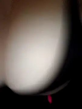 Snapshot of luciferelili chatting on 11-10-25, 02:05 luciferelili online show from 11-10-25, 02:05