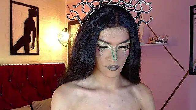 agatha rodriguez online show from 10-31-25, 02:51