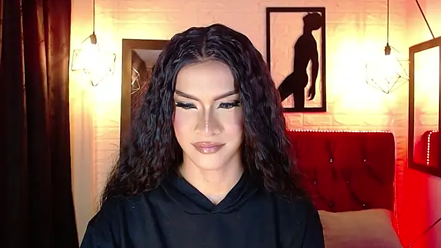 agatha rodriguez online show from 11-28-25, 01:58