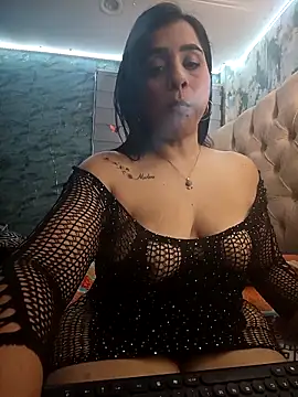 L ucero online show from 10-04-25, 03:26