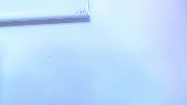 lili roussi online show from 02-13-26, 07:54