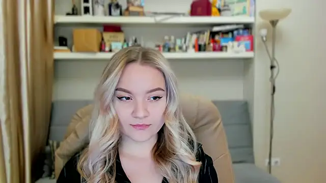 Kara Smith  online show from 11-01-25, 11:07