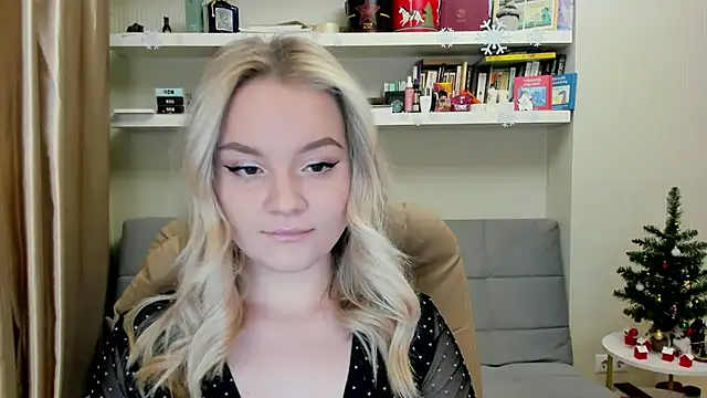 Kara Smith  online show from 01-10-26, 12:23