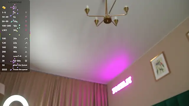 Snapshot of Sweet_Jealousy chatting on 10-13-25, 09:53 Sweet Jealousy online show from 10-13-25, 09:53