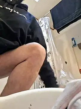 Snapshot of mayg chatting on 03-16-26, 11:20 mayg online show from 03-16-26, 11:20