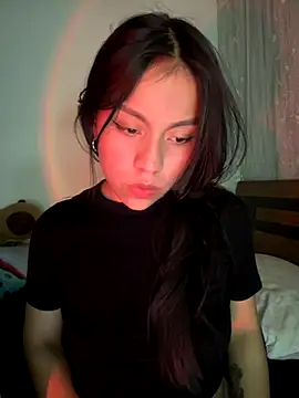 Snapshot of -Selene- chatting on 11-11-25, 11:16 -Selene- online show from 11-11-25, 11:16