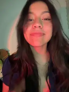 Snapshot of -Selene- chatting on 11-12-25, 11:25 -Selene- online show from 11-12-25, 11:25