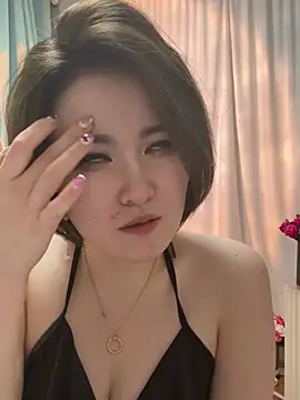 Snapshot of Baby-youyou chatting on 03-13-25, 05:50 Baby-youyou online show from 03-13-25, 05:50