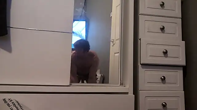 Snapshot of Nick-Ox chatting on 02-06-26, 09:40 Nick-Ox online show from 02-06-26, 09:40