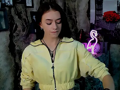 LanaTey online show from 10-12-25, 10:58