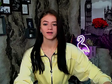 LanaTey online show from 10-14-25, 04:57