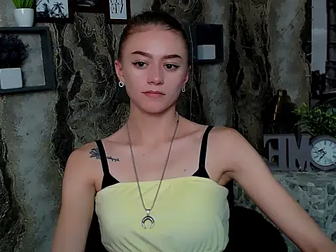 LanaTey online show from 10-16-25, 03:46