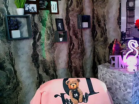 LanaTey online show from 11-29-25, 03:59