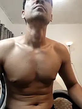 Snapshot of Guadalupe_Lopez chatting on 10-16-25, 10:05 Guadalupe Lopez online show from 10-16-25, 10:05