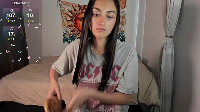 Snapshot of Gabee7_ chatting on 03-14-25, 03:47 Gabee7 online show from 03-14-25, 03:47