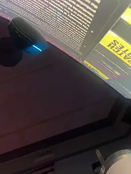 Snapshot of twink69Finger chatting on 11-11-25, 12:38 twink69Finger online show from 11-11-25, 12:38