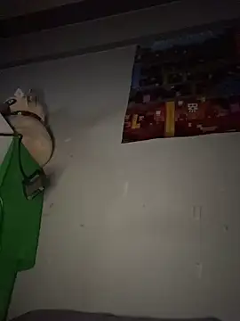 Snapshot of twink69Finger chatting on 11-24-25, 03:01 twink69Finger online show from 11-24-25, 03:01