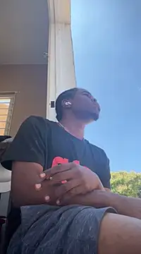 Snapshot of clitpleasrr chatting on 03-10-25, 06:12 clitpleasrr online show from 03-10-25, 06:12