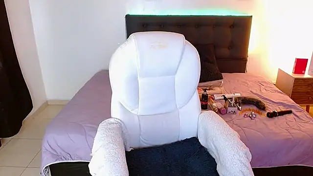 mia velvet1 online show from 11-28-25, 11:46