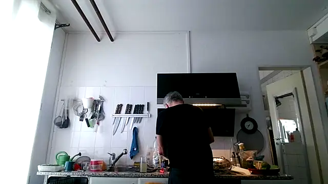 Berg Boy online show from 02-19-26, 12:34