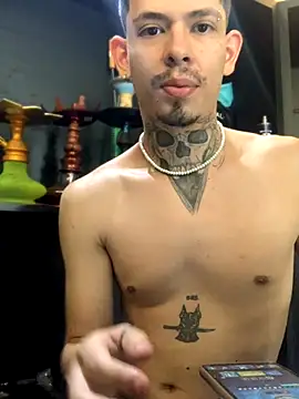 Snapshot of craxybaby chatting on 11-12-25, 12:16 craxybaby online show from 11-12-25, 12:16