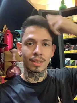 Snapshot of craxybaby chatting on 11-29-25, 06:00 craxybaby online show from 11-29-25, 06:00