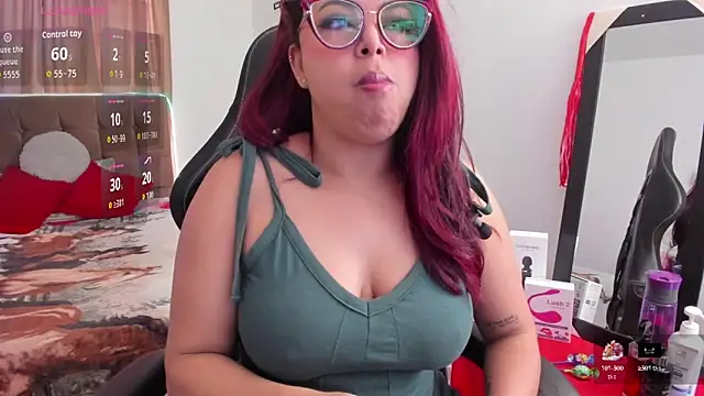 Snapshot of Mehlany_Moretz chatting on 09-19-25, 06:30 Mehlany Moretz online show from 09-19-25, 06:30