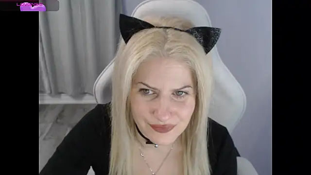 BellaStar84 online show from 10-28-25, 12:30