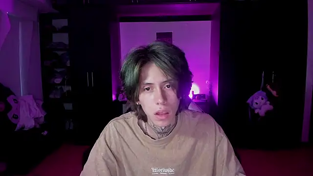 Snapshot of xIce_Boy chatting on 01-11-26, 11:15 xIce Boy online show from 01-11-26, 11:15