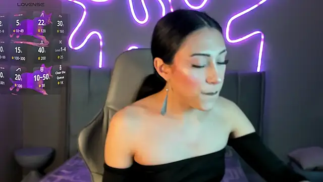 Snapshot of madison__rey chatting on 11-30-25, 06:39 madison rey online show from 11-30-25, 06:39