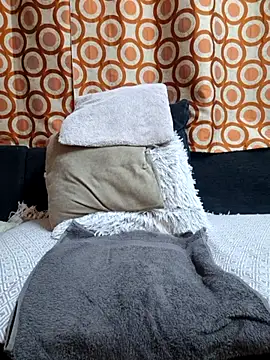 Snapshot of svenpfeifer chatting on 10-22-25, 02:28 svenpfeifer online show from 10-22-25, 02:28