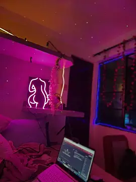 LoganPeny online show from 12-03-25, 06:43