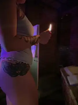 LoganPeny online show from 12-21-25, 03:46