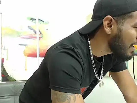 BladeFoxxx1 online show from 10-19-25, 09:21