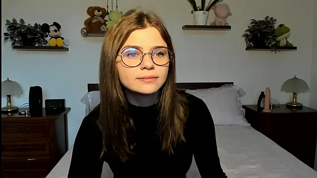 Snapshot of HaleyReedme chatting on 02-19-26, 08:10 HaleyReedme online show from 02-19-26, 08:10