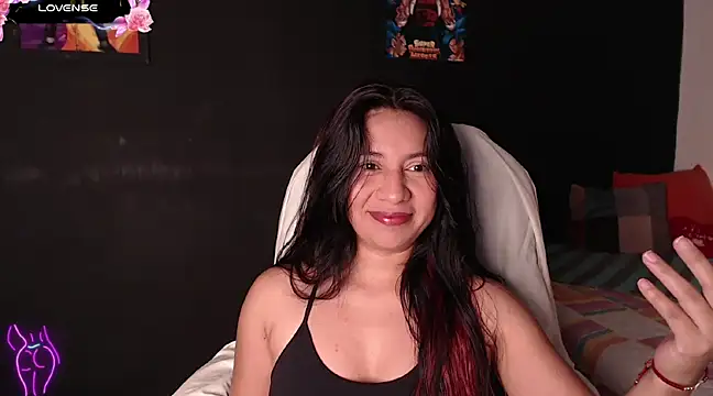 Snapshot of yes0225 chatting on 03-19-25, 07:38 yes0225 online show from 03-19-25, 07:38