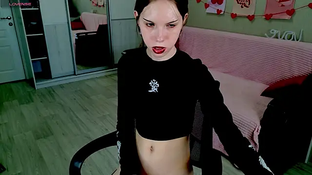 Snapshot of Pussy_Without_pussy chatting on 03-19-25, 08:23 Pussy Without pussy online show from 03-19-25, 08:23