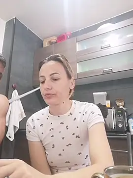 Snapshot of yourflowerpink chatting on 10-26-25, 08:20 yourflowerpink online show from 10-26-25, 08:20