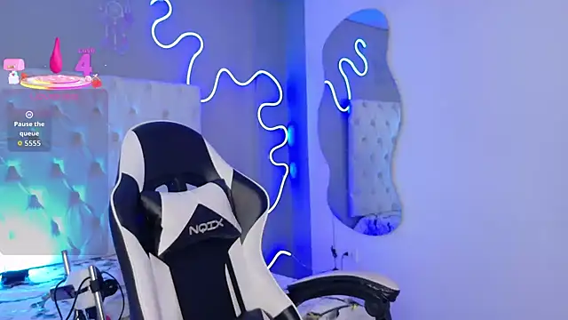 natasha  black online show from 11-07-25, 07:36