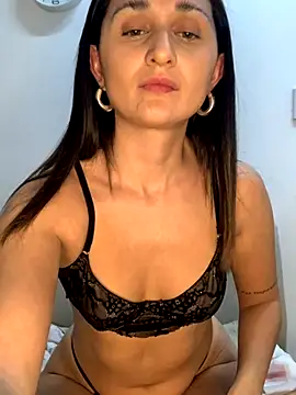 Snapshot of luci_brecman chatting on 09-13-25, 03:06 luci brecman online show from 09-13-25, 03:06