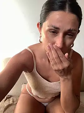 luci brecman online show from 01-11-26, 11:37