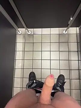 Snapshot of wassermann8484 chatting on 03-20-26, 08:52 wassermann8484 online show from 03-20-26, 08:52