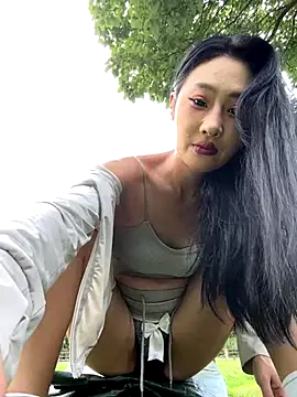 linger-23 online show from 09-12-25, 06:35