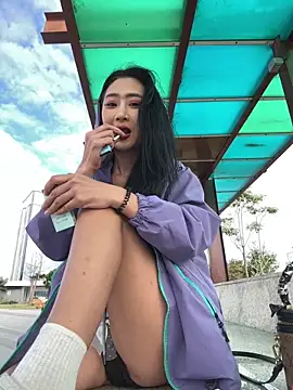 linger-23 online show from 11-06-25, 07:20