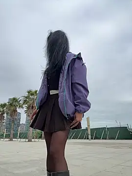 linger-23 online show from 11-30-25, 06:50