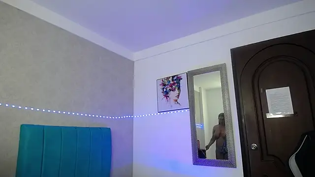 Snapshot of kriss_sweetboobs10 chatting on 02-19-26, 12:34 kriss sweetboobs10 online show from 02-19-26, 12:34