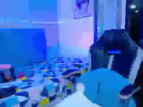 Snapshot of kriss_sweetboobs10 chatting on 02-21-26, 12:39 kriss sweetboobs10 online show from 02-21-26, 12:39