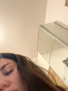 CelineReys online show from 10-18-25, 03:24